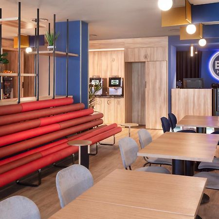 B&B Hotel Barcelona Руби Экстерьер фото
