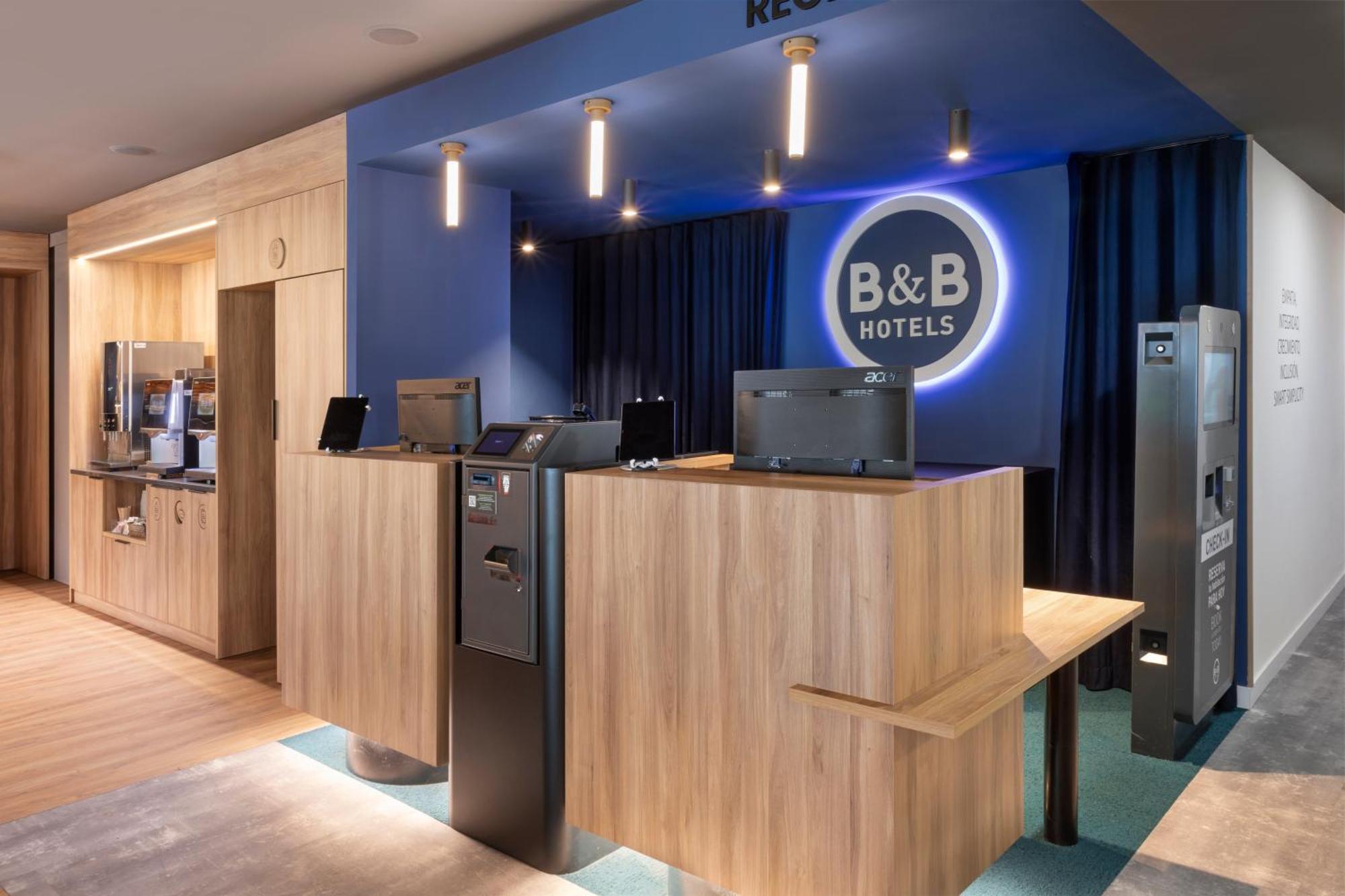 B&B Hotel Barcelona Руби Экстерьер фото