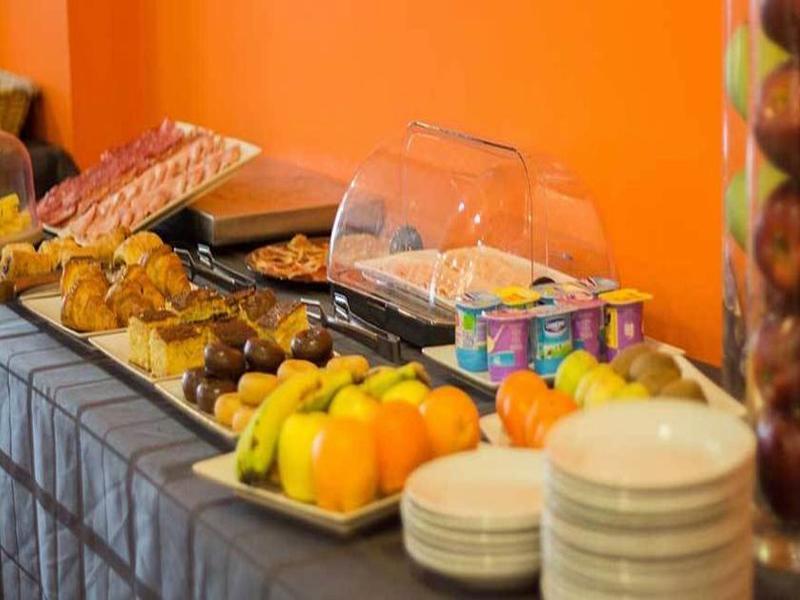 B&B Hotel Barcelona Руби Экстерьер фото