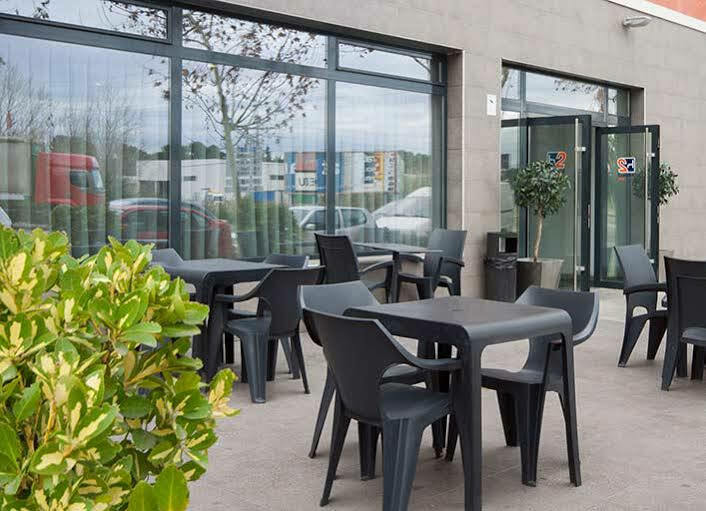 B&B Hotel Barcelona Руби Экстерьер фото
